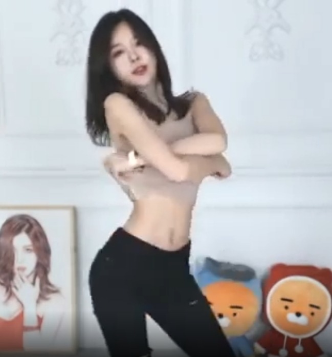 韩国美女主播热舞
