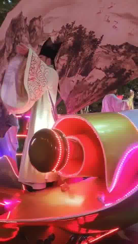 大唐不夜城花车巡游，美若仙境